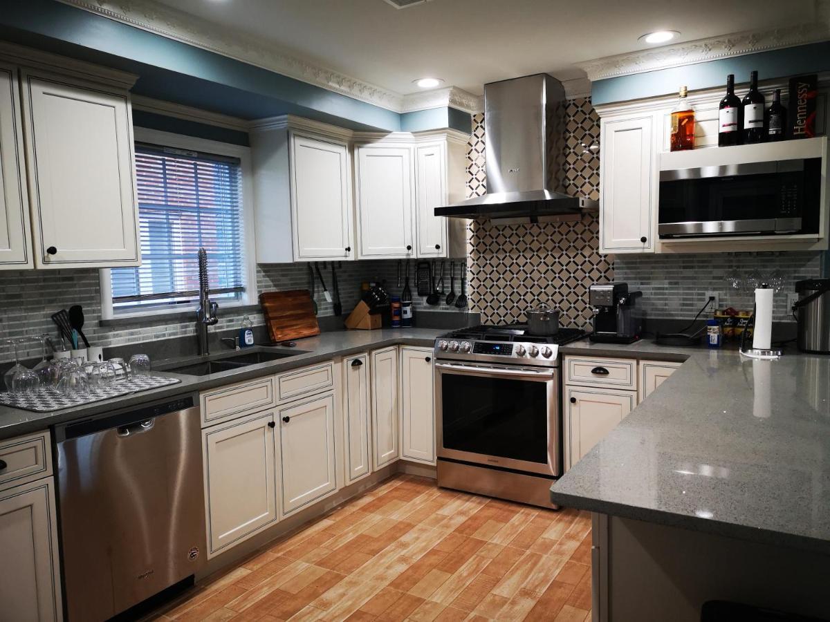 Luxury Hotel-style In Queens, Homestay New York