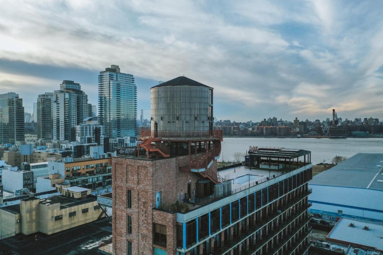 Arlo Williamsburg Hotel