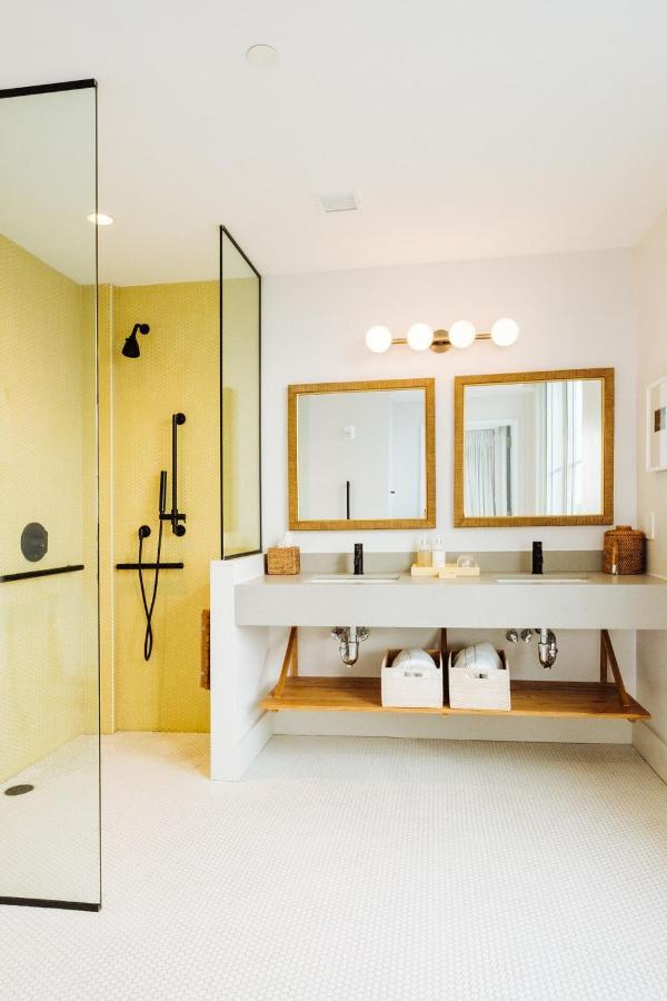 The Rockaway 4* New York