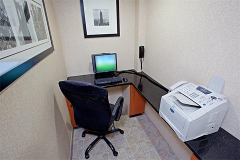 Express Brooklyn By Ihg New York