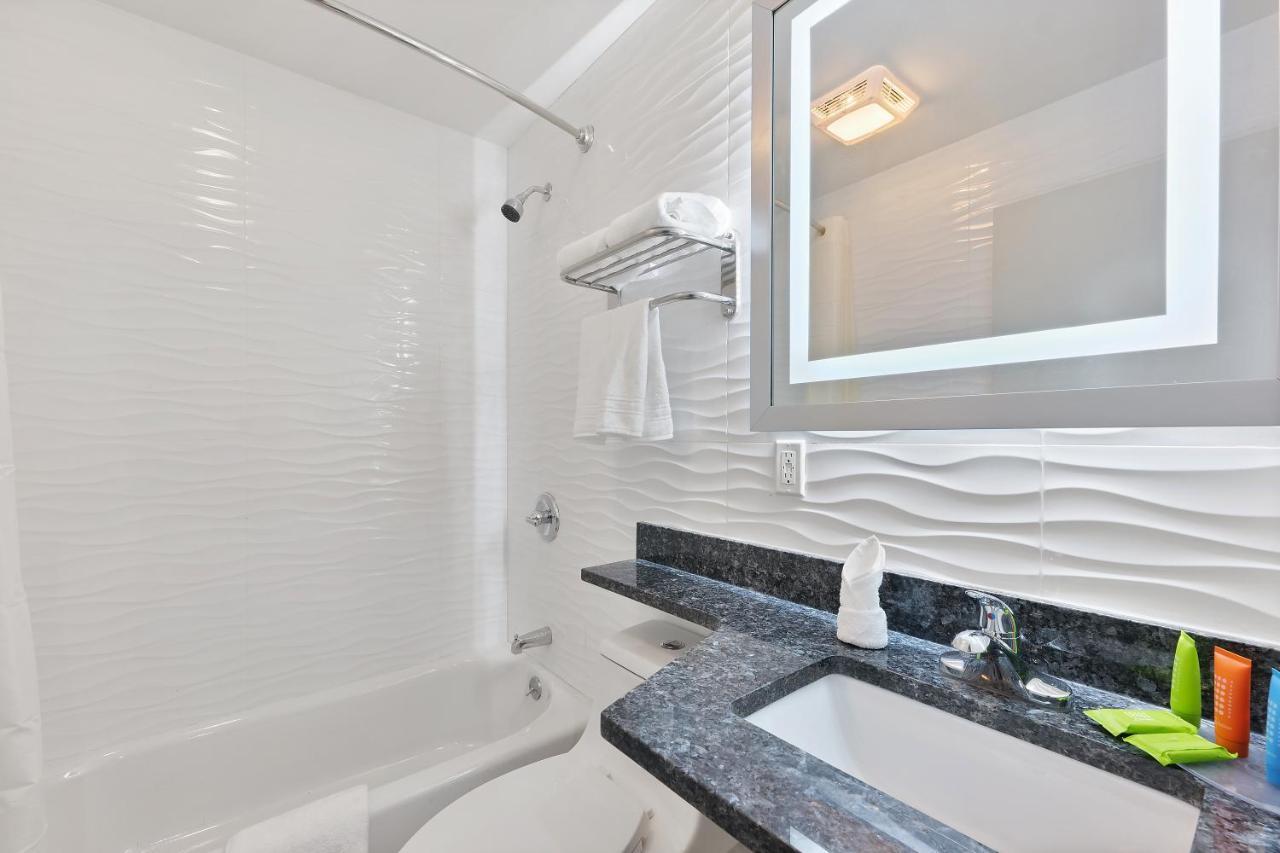 Casa Blanca Brooklyn Downtown 3*