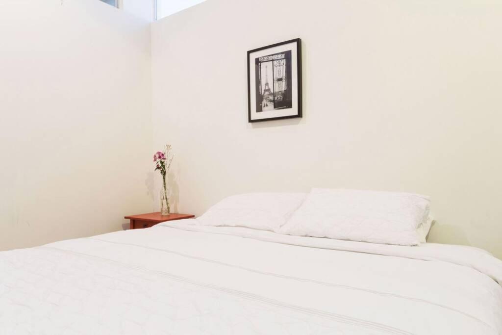 Union Square - Four Bedroom Condo-hotel Apartment New York