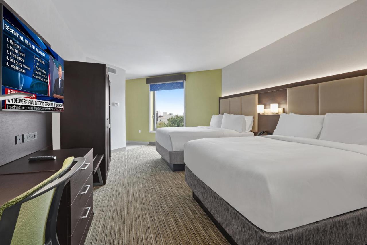 1200 Hotel