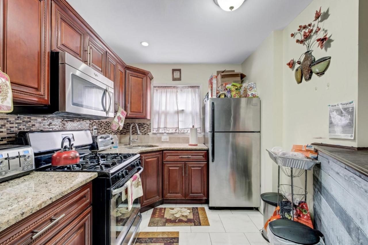 Holiday home Modern Cozy 3br Just 10 Mins From Jfk!