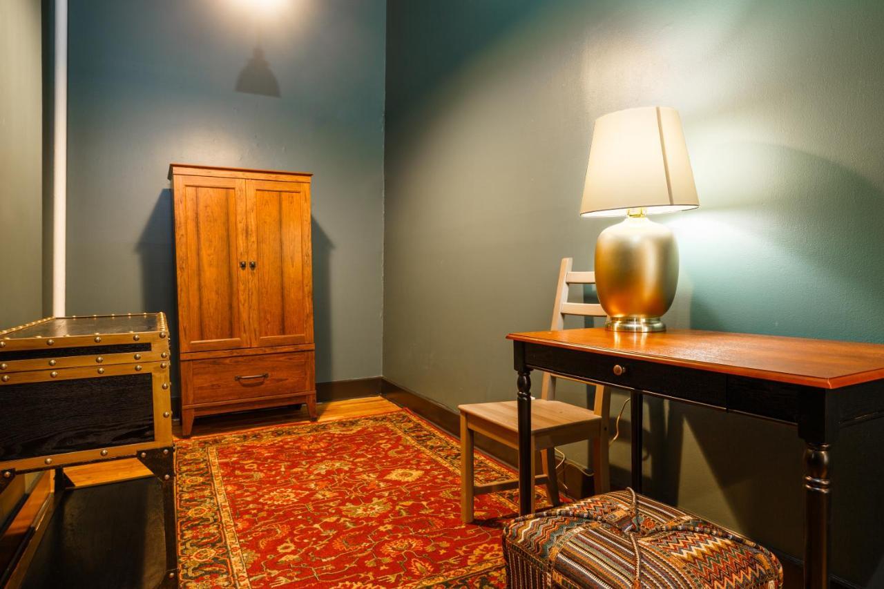 Hostel Lamartine Chelsea New York