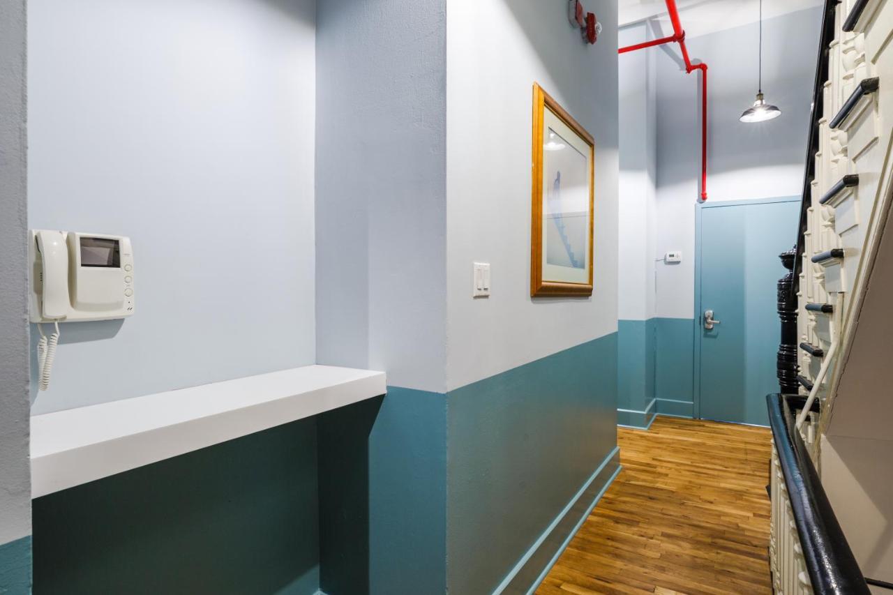 Lamartine Chelsea Hostel