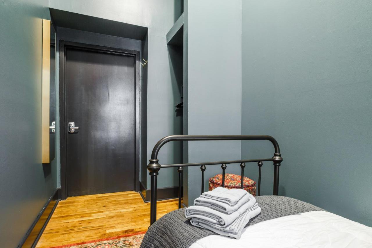 Lamartine Chelsea Hostel New York