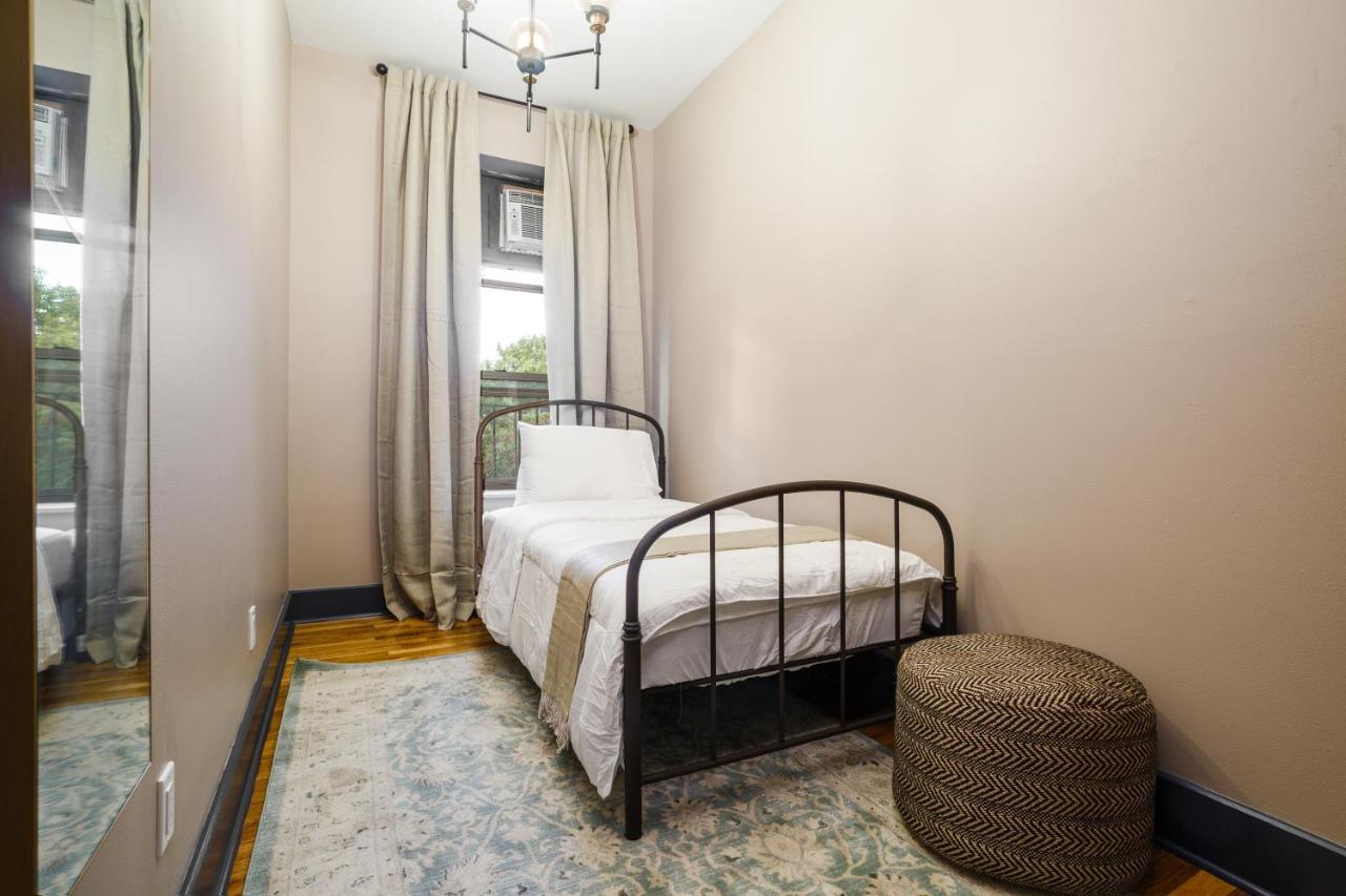 Lamartine Chelsea Hostel