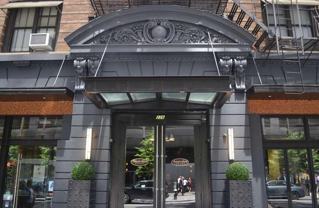 Square At Times Square 3*