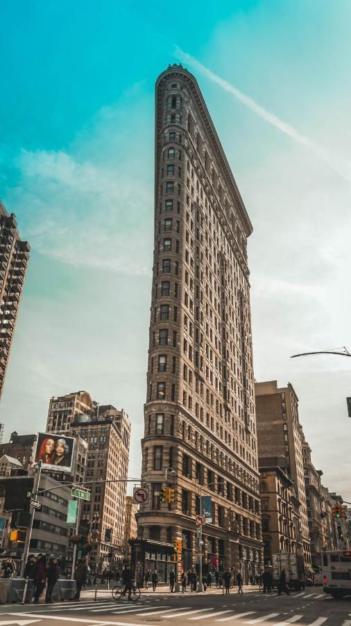 And The City, Empire State Building Appartement *