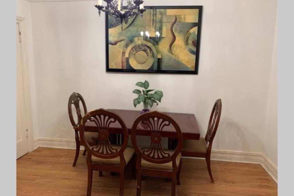 Cozy 2 Bedroom In Queens New York