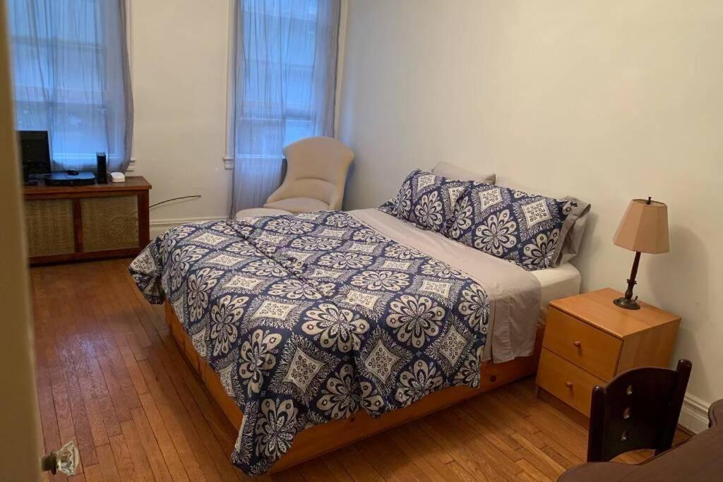 Cozy 2 Bedroom In Queens New York