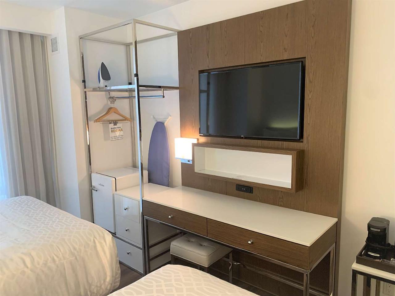 Western Premier Empire State New York