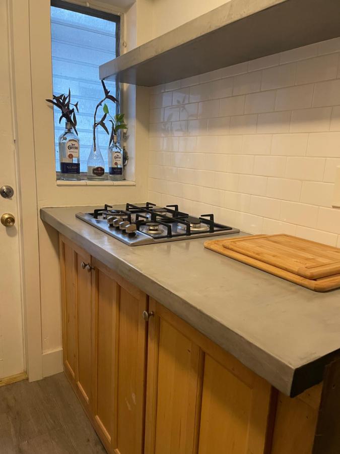 Hotel Brooklyn Blue House