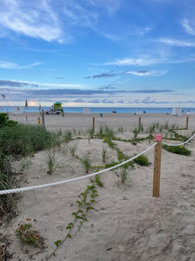 Brooklyn Blue House Hotel