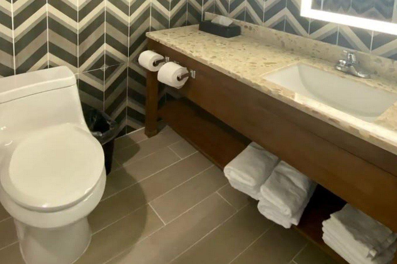 Hotel Super 8 By Wyndham Brooklyn Williamsburg