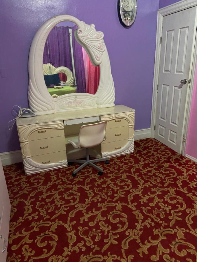 A Lavish In Queens *