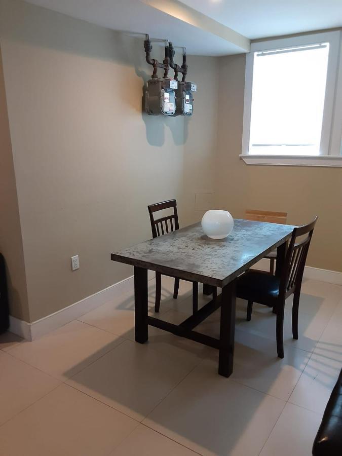 Comfortable And Neat 2 Bdr In Brooklyn Apartment *