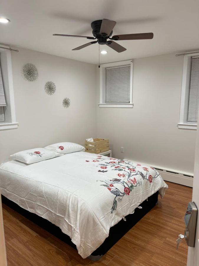 Privatunterkunft Lovely And Comfort 10 Min Lga,20 Min Manhattan *