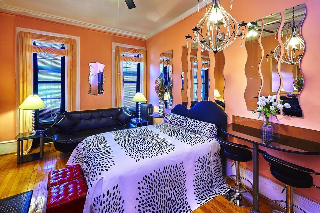 The International Cozy Hotel