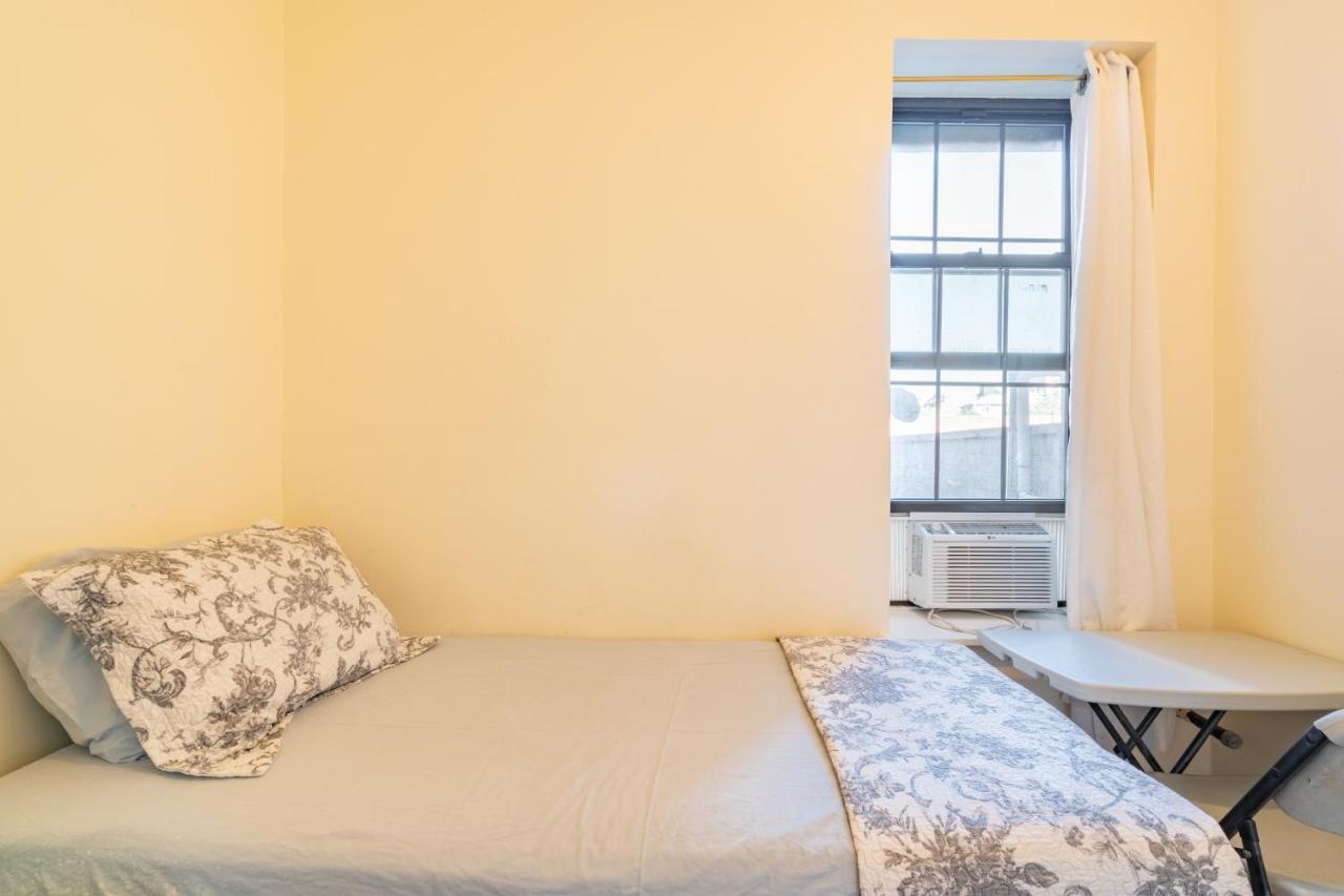 Empire Blvd * New York