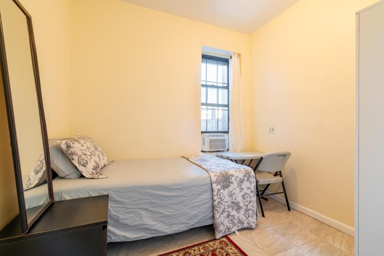 Empire Blvd * New York