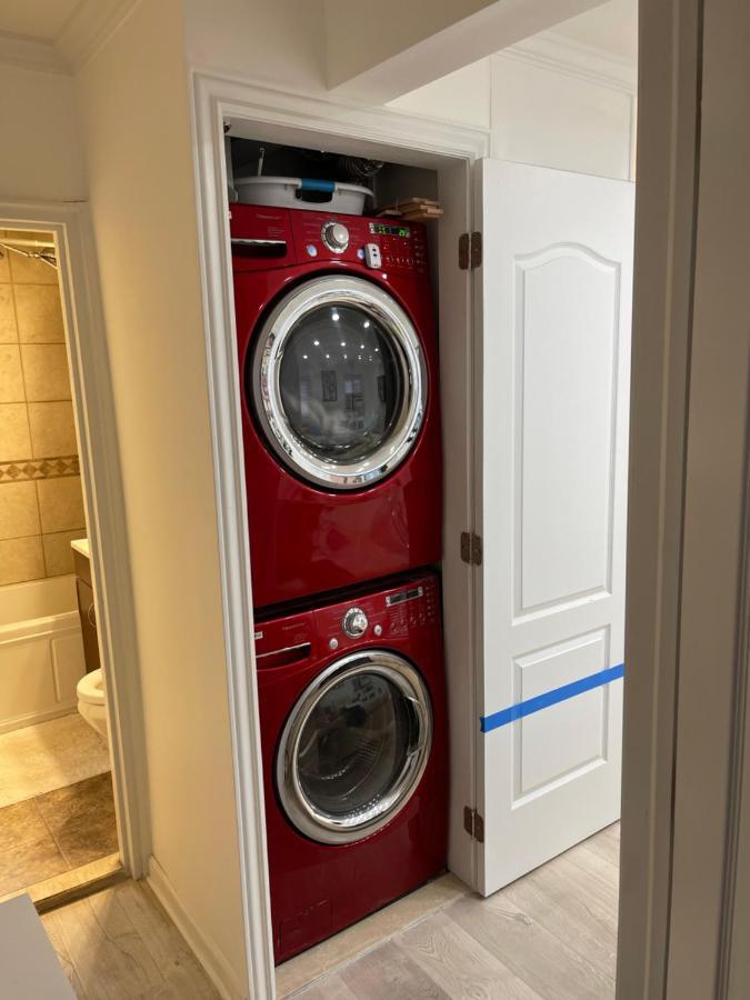 Renovated Jacuzzi Tub Nyc-lga-jfk Washer-dryer Apartment New York