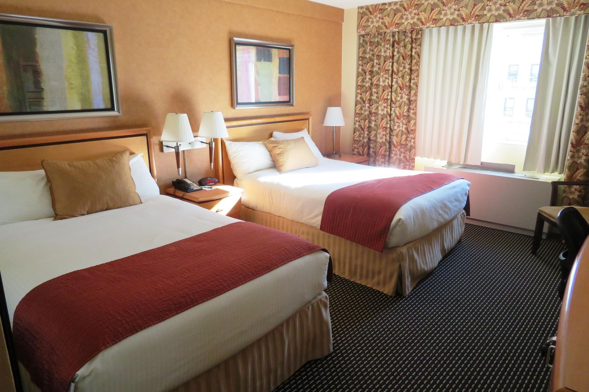 The Skyline Hotel 3*