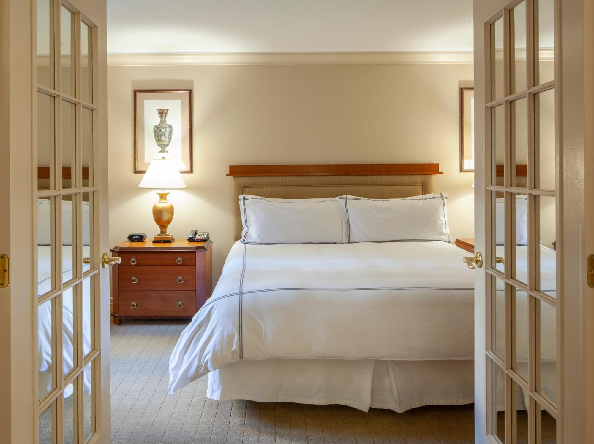 The Manhattan Club Hotel 4*