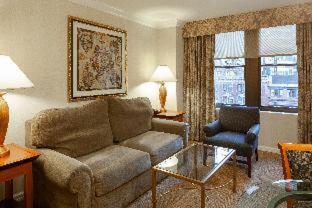 The Manhattan Club Hotel 4*