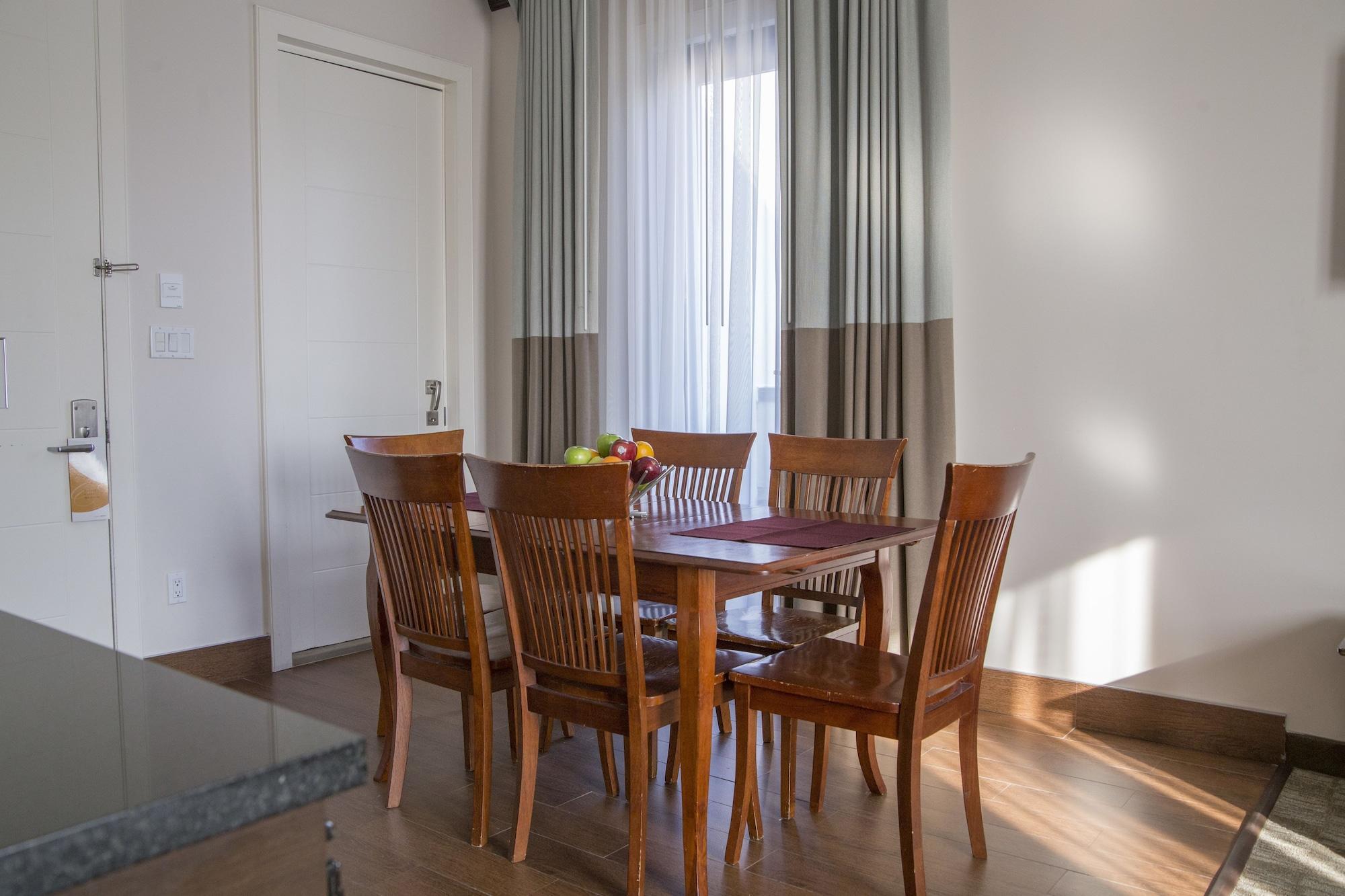 Hotel Aura Brooklyn