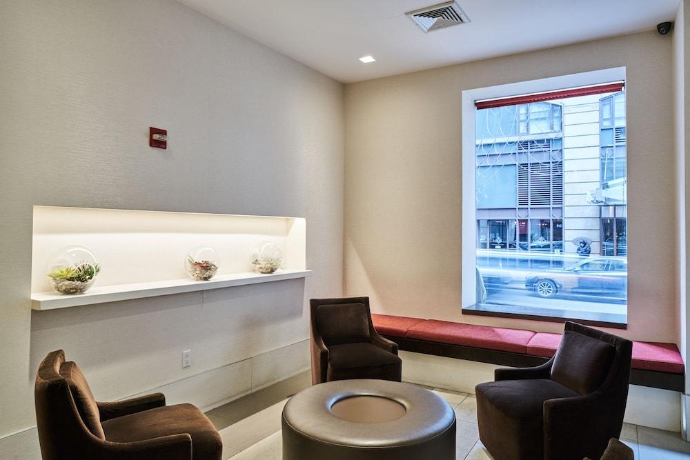 Hotel 46 Times Square