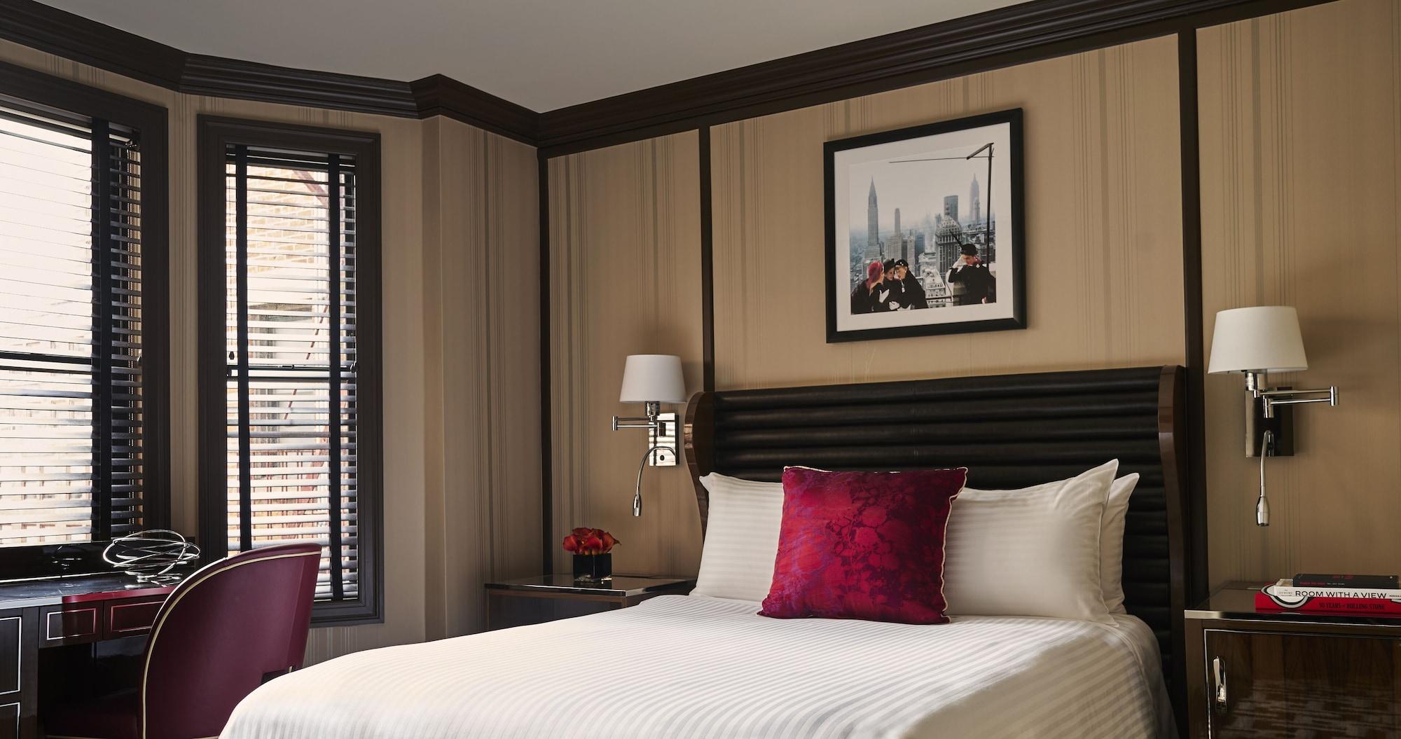 Iroquois Times Square Hotel