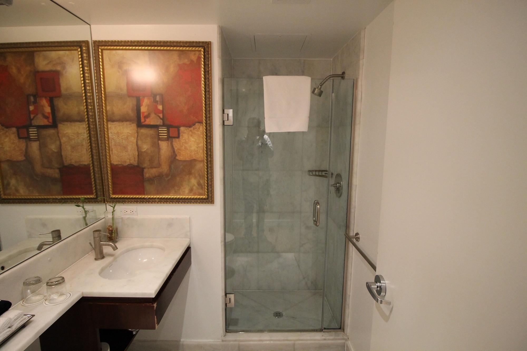 The Historic Blue Angel Lexington Ave, An Ascend Collection 4*