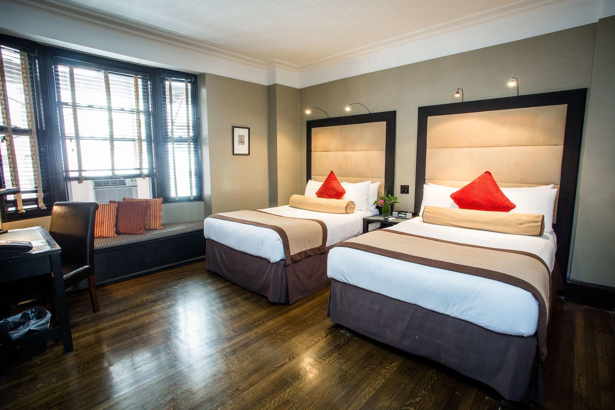 Mansfield Aparthotel 4*