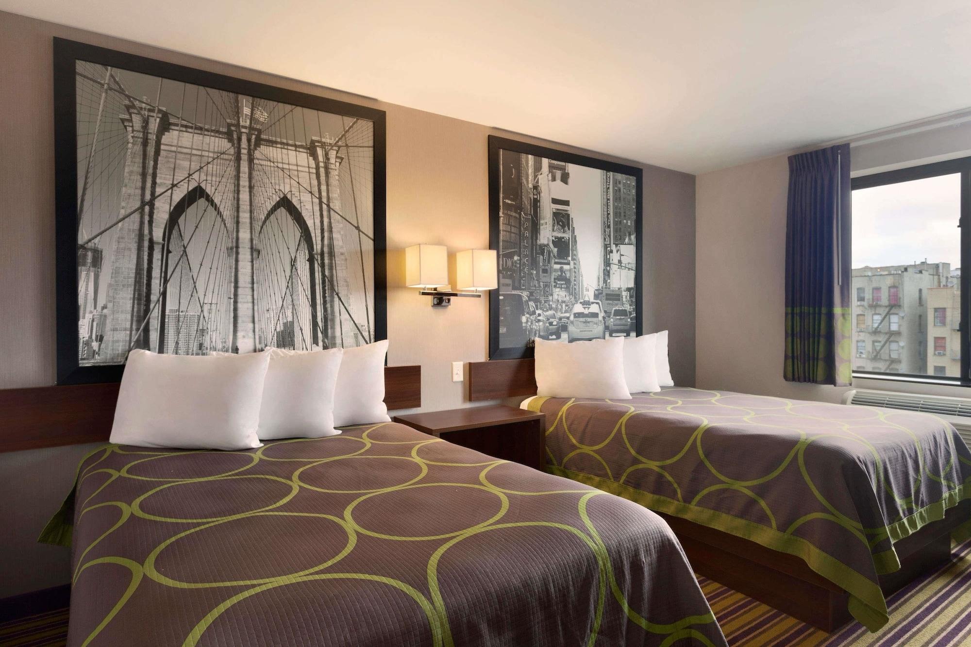 Super 8 Bronx 2* New York