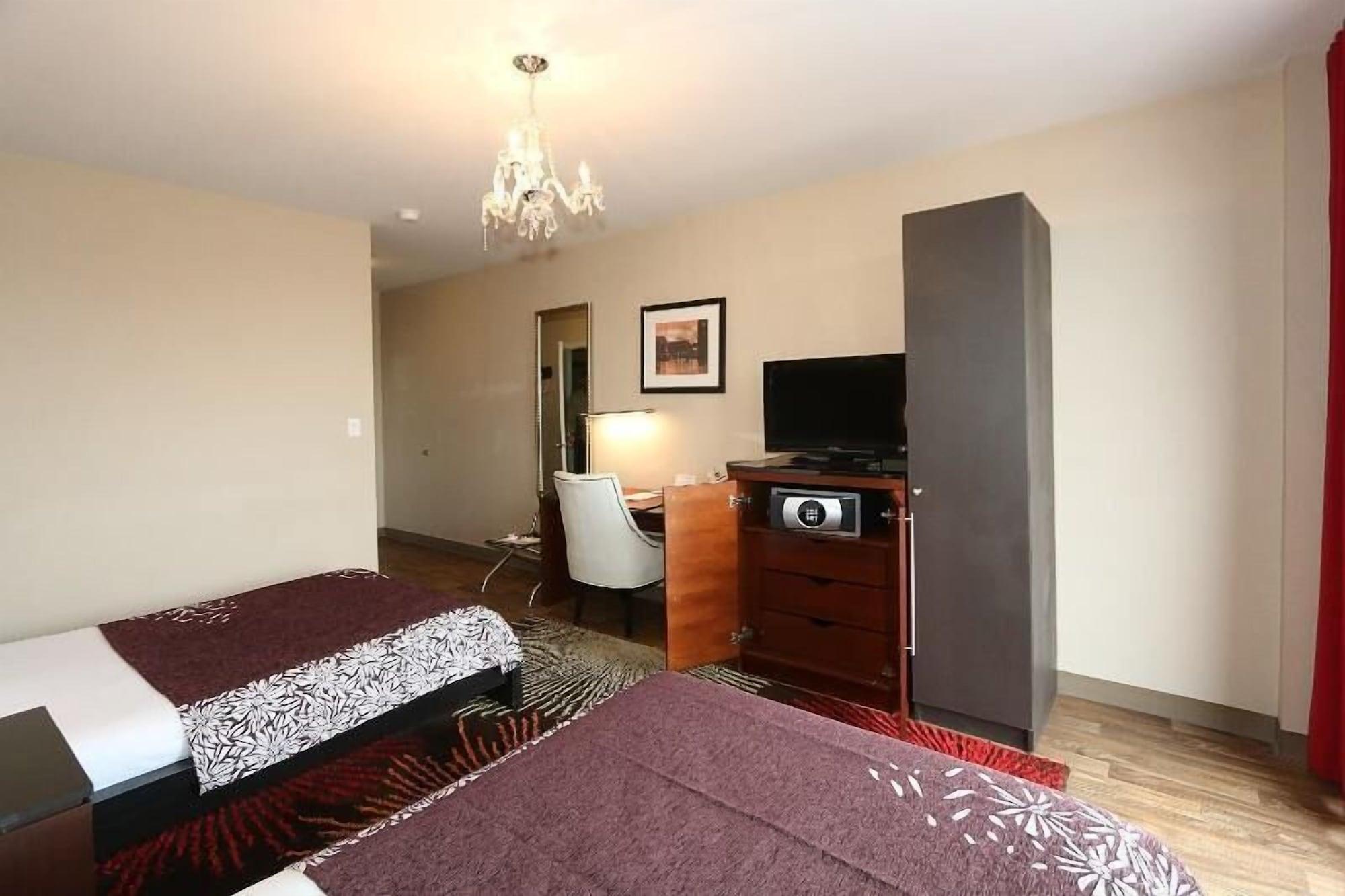 Vetiver / Manhattan Skyline New York