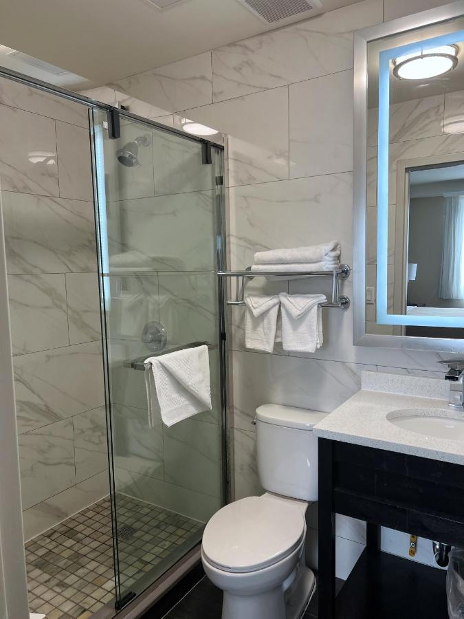 Lotus Blu & Hotel 3*