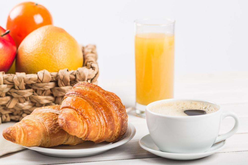 Hotel Paramount Times Square - A Generator 4*