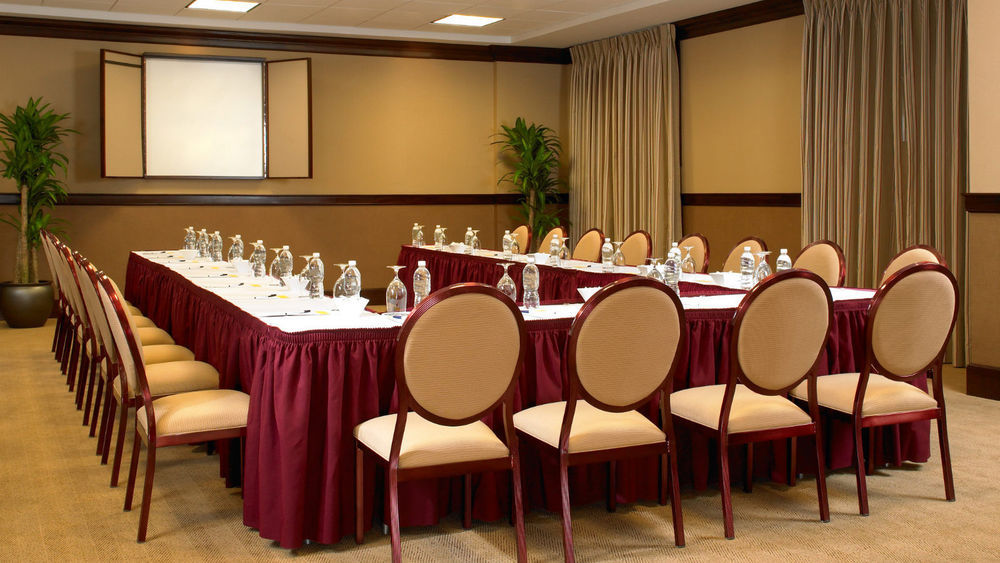 Sheraton Jfk Airport 3*