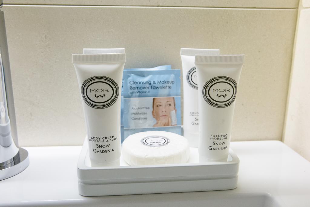 Leon Les 3* New York