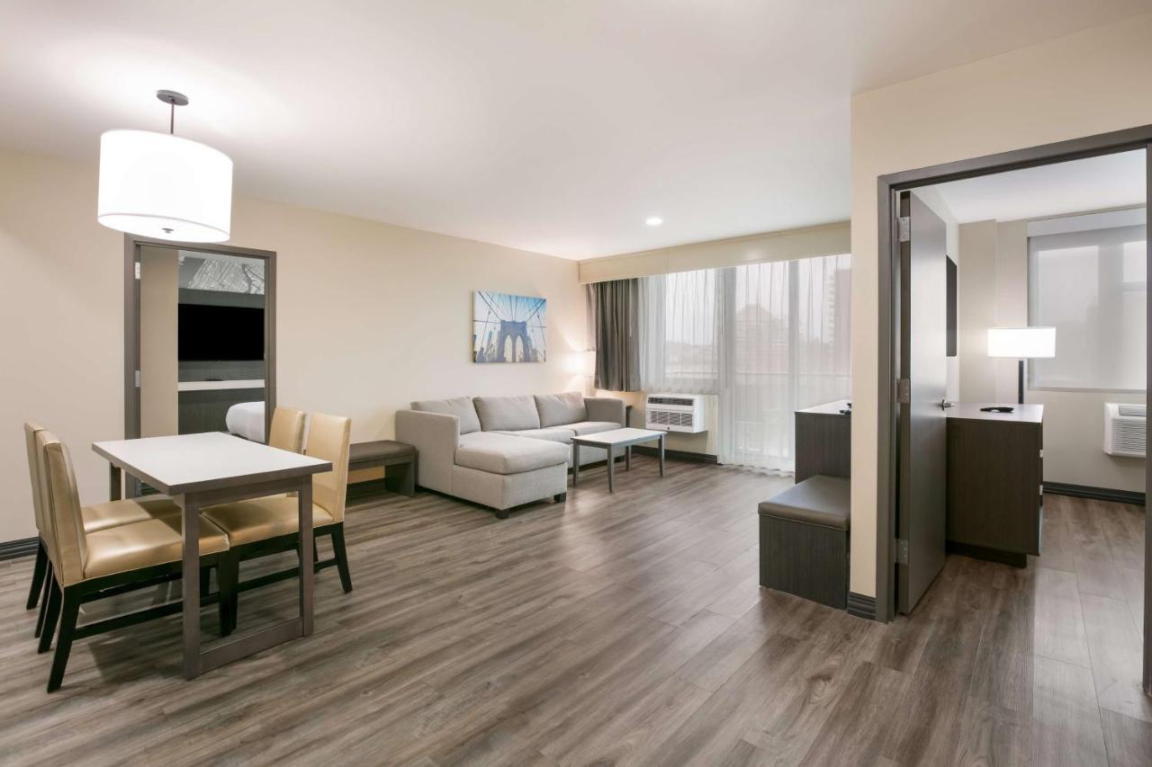 Hotel Western Executive Residency Bronx