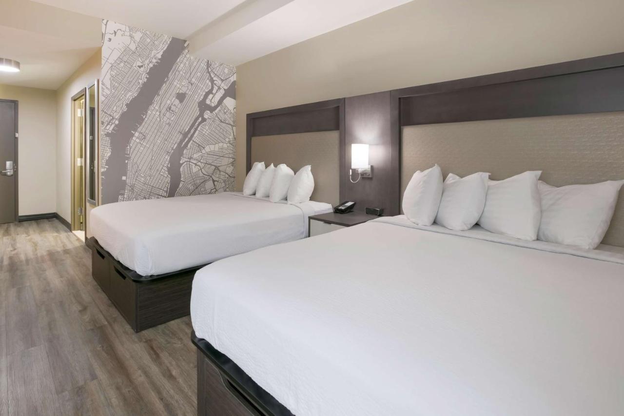 Hotel Western Executive Residency Bronx 3*