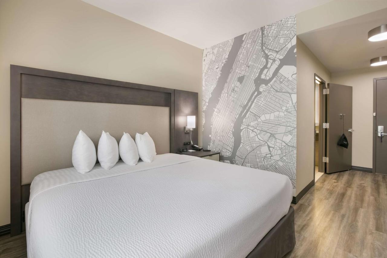 Hotel Western Executive Residency Bronx