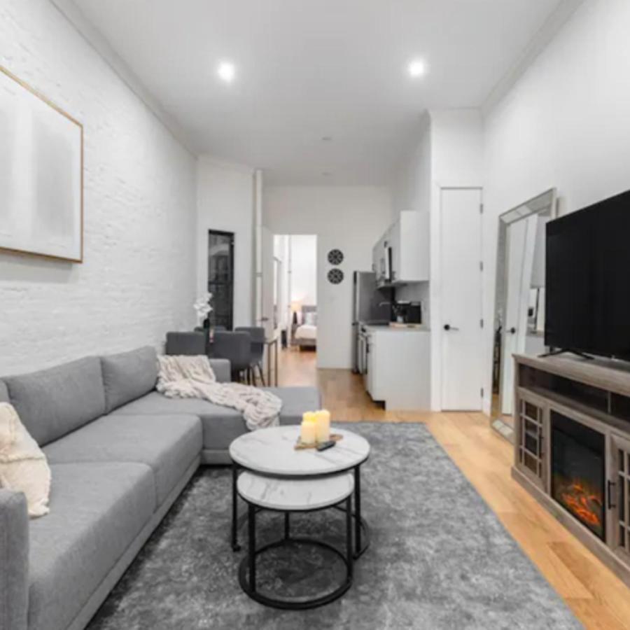 Modern With Strategic Location In Apartment New York
