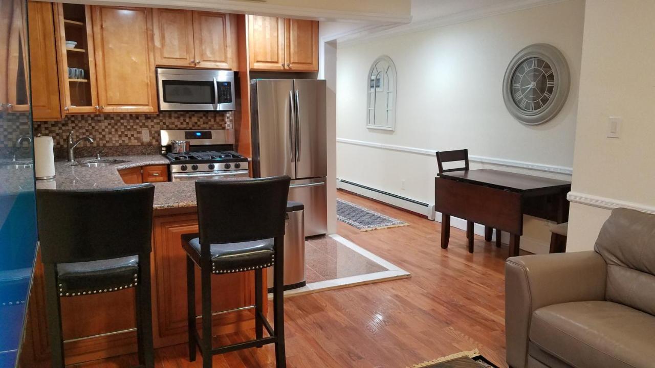 1118-quality Cribs Duplex * New York
