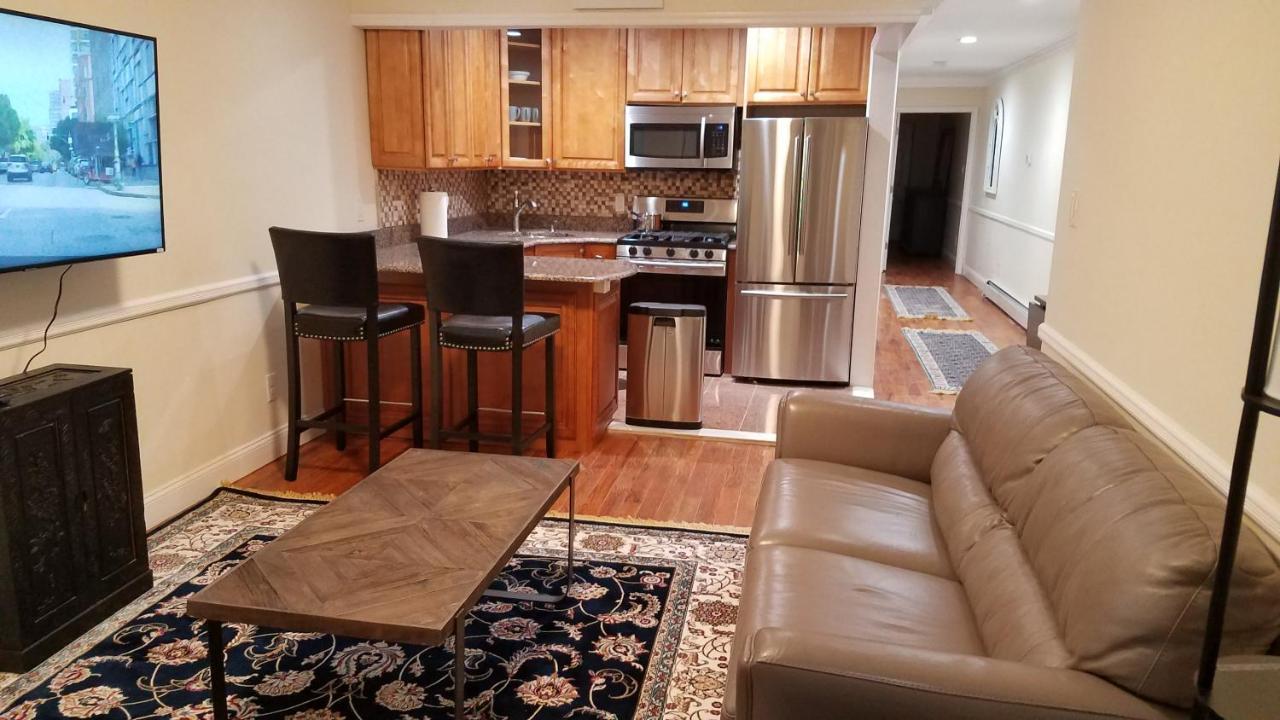 1118-quality Cribs Duplex * New York