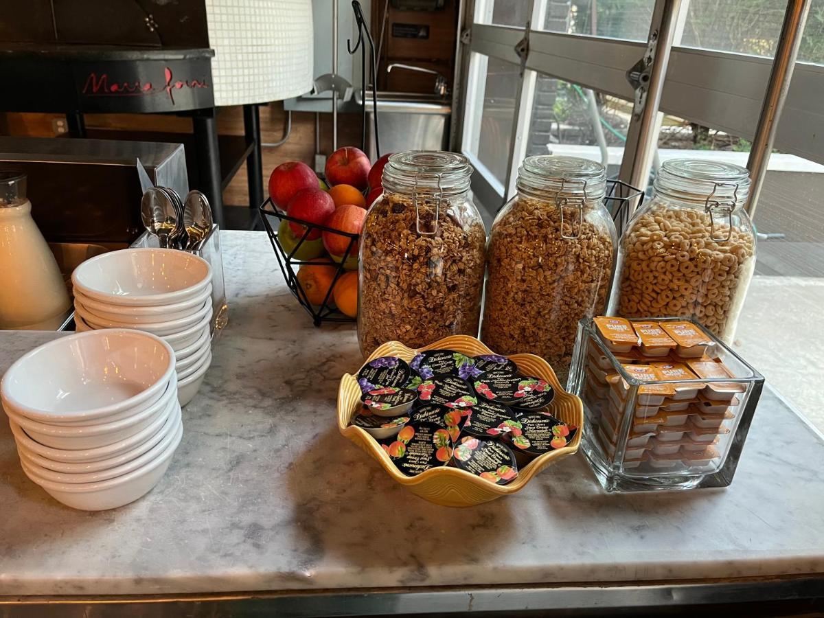 Bentley Hotel New York