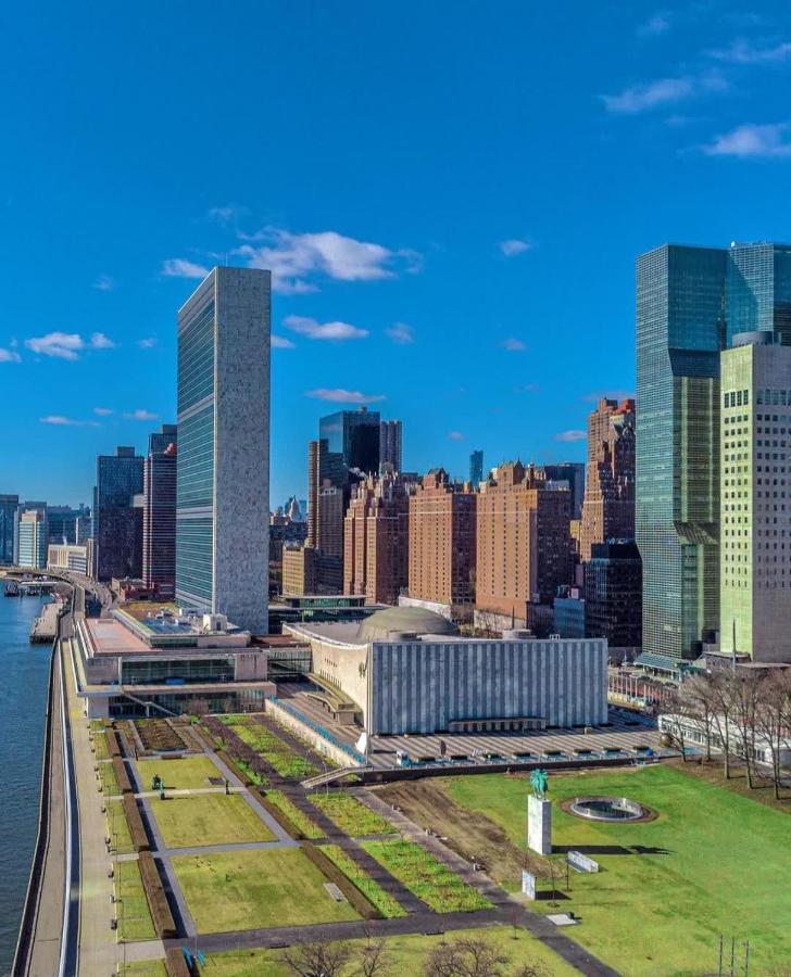 3 Bedrooms 2 Stops To Manhattan