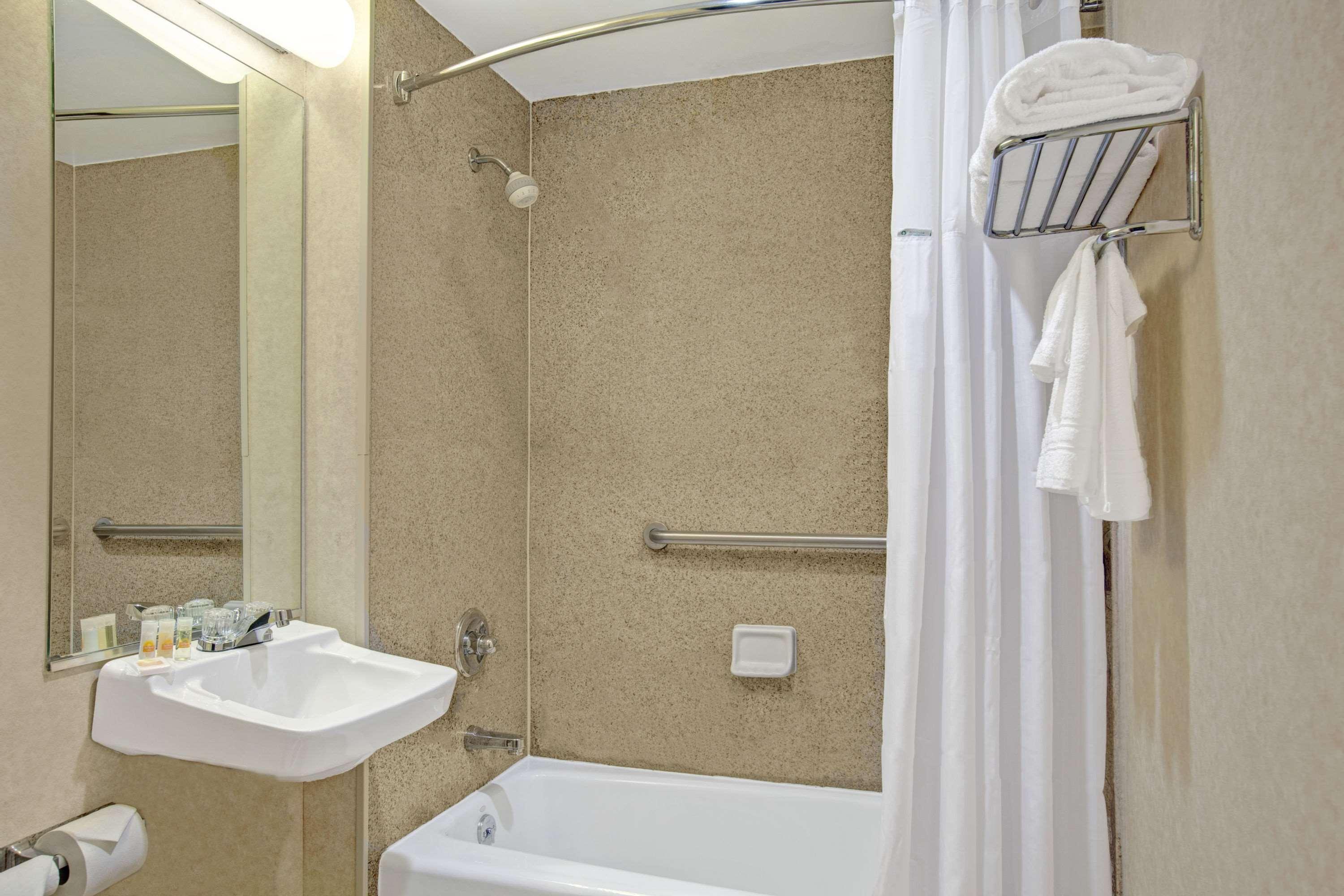 Hotel Days By Wyndham Jamaica / Jfk Airport 3*